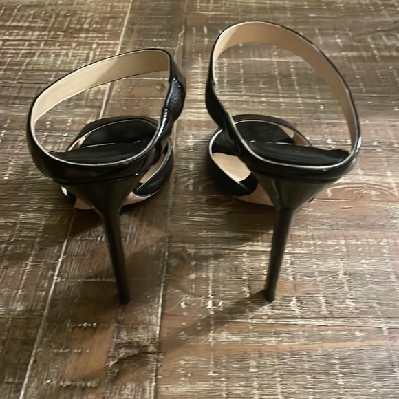 Sexy black Jimmy Choo slides.  Sz 40 - Picture 3 of 6